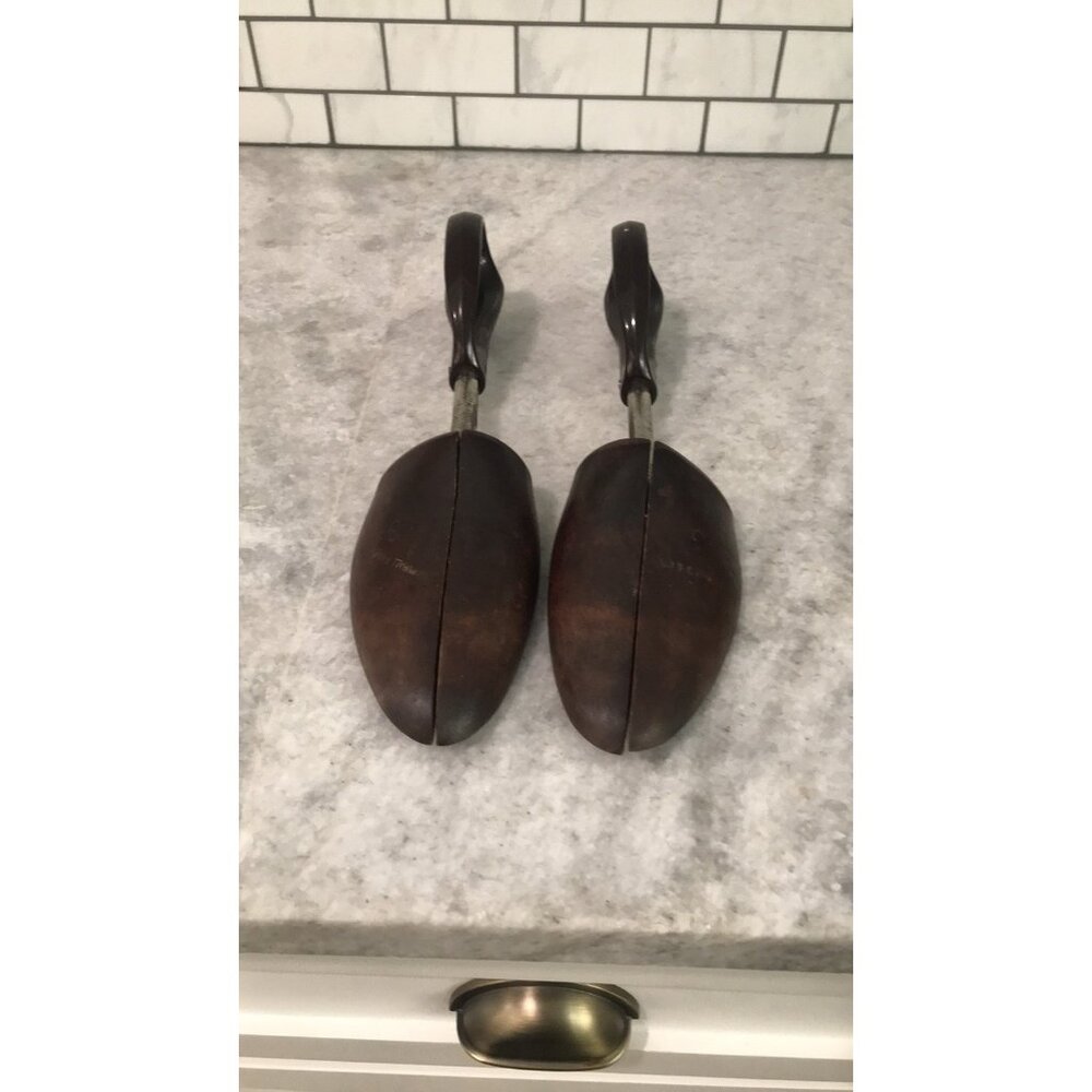 Vintage Rochester Shoe Tree Co Wood Shoe Trees Mens Size 8 Marshall Field Handle